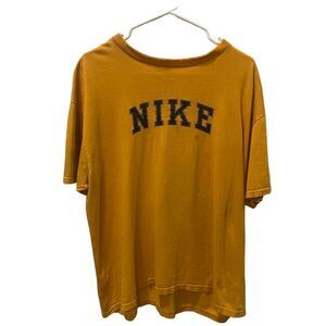 Nike Men's Black and Yellow T-shirt